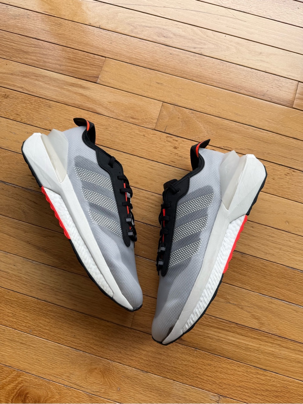 Adidas Avryn ‘Grey Solar Red’ Men’s Size 11.5 HP5969